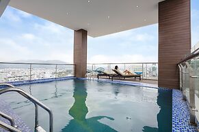 Crown Hotel Nha Trang