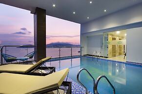 Crown Hotel Nha Trang