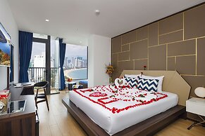 Crown Hotel Nha Trang