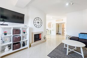 Amazing Apartment in Albufeira