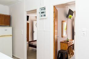 Roussa's Studios and Apartments