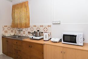 Roussa's Studios and Apartments
