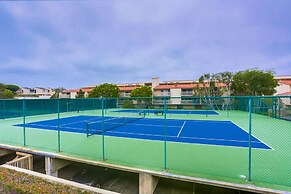 Luxury Ocean View Condo features Direct Access to Beach SBTC331 by Red