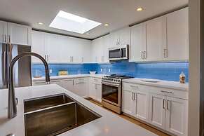 Luxury Ocean View Condo features Direct Access to Beach SBTC331 by Red