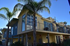 245 San Miguel 2 Bedroom Condo by Redawning