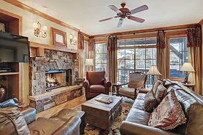 Luxurious 2 Bedroom0 Feet From The Slopes! Condo