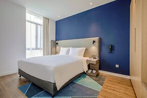 Holiday Inn Express Zhangjiagang Free Trade Zone by IHG