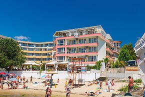 Hotel Iris Beach