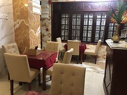 Hoang Quan Hotel