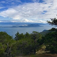 Otters Pond Bed & Breakfast