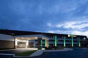 Holiday Inn Long Island-Islip Arpt East by IHG