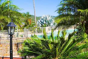 Spa Haven Deluxe 17A