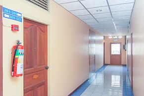 OYO 534 Phasuk Hotel