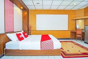 OYO 534 Phasuk Hotel