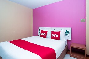 OYO 534 Phasuk Hotel