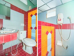 OYO 534 Phasuk Hotel