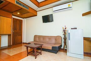 OYO 534 Phasuk Hotel