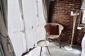 Tha Ma-O Bouteak Homestay