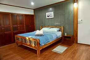 Tha Ma-O Bouteak Homestay