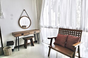 Tha Ma-O Bouteak Homestay