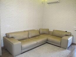Apartment on Triumfalnaya St. 12-5