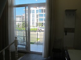 Apartment on Bulvar Nadezhd St. 6-3