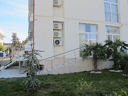 Apartment on Bulvar Nadezhd St. 6-3
