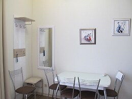 Apartment on Bulvar Nadezhd St. 6-3