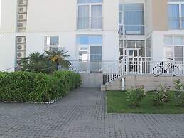 Apartment on Bulvar Nadezhd St. 6-3