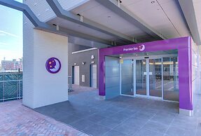 Premier Inn Cardiff Bay