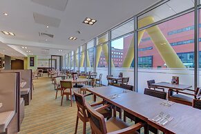 Premier Inn Cardiff Bay