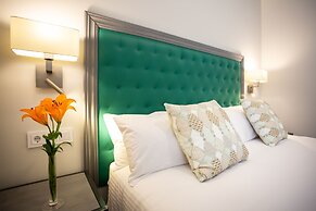 Plazuela del Carbón Suites