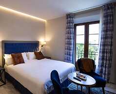 Plazuela del Carbón Suites