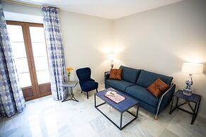 Plazuela del Carbón Suites