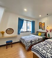 Hue Crown Boutique Hotel