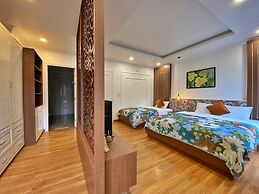 Hue Crown Boutique Hotel