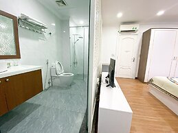 Hue Crown Boutique Hotel