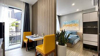 Hue Crown Boutique Hotel