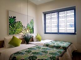 Hue Crown Boutique Hotel