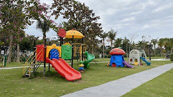 Hue Crown Boutique Hotel