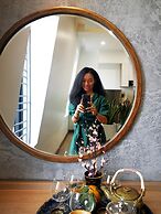 Hue Crown Boutique Hotel