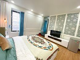 Hue Crown Boutique Hotel