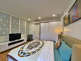 Hue Crown Boutique Hotel