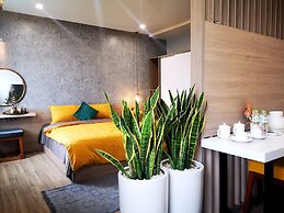 Hue Crown Boutique Hotel