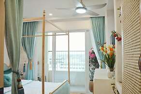 Hue Crown Boutique Hotel