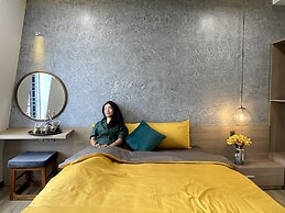 Hue Crown Boutique Hotel