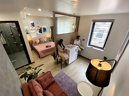 Hue Crown Boutique Hotel