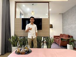 Hue Crown Boutique Hotel