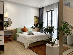 Hue Crown Boutique Hotel