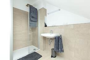 Chillinghouse 11
